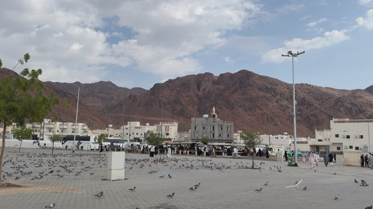 Gunung Uhud