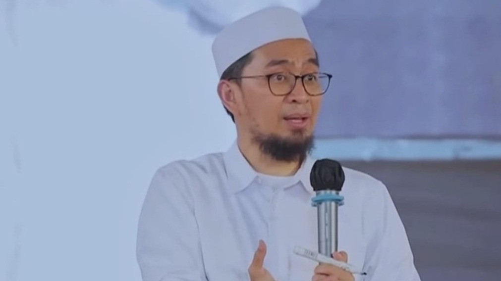 Ustaz Adi Hidayat: Kata Nabi Minta Empat Ini ke Allah, Satu Kali Doa Semua Akan Didapat