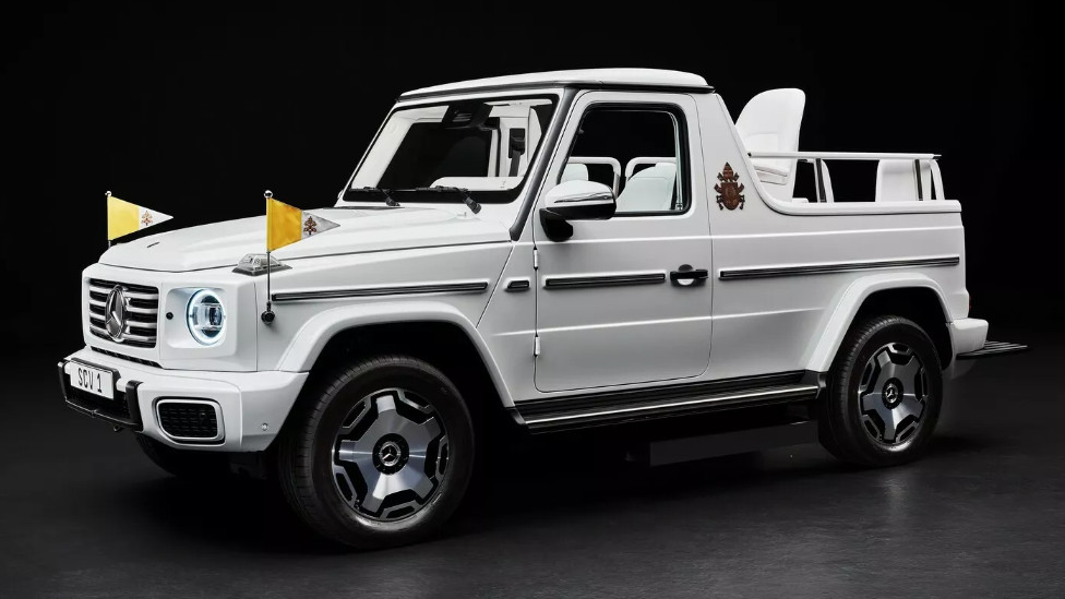 Paus Fransiskus Dapat Popemobile Mercedes Benz SUV G-Class EV