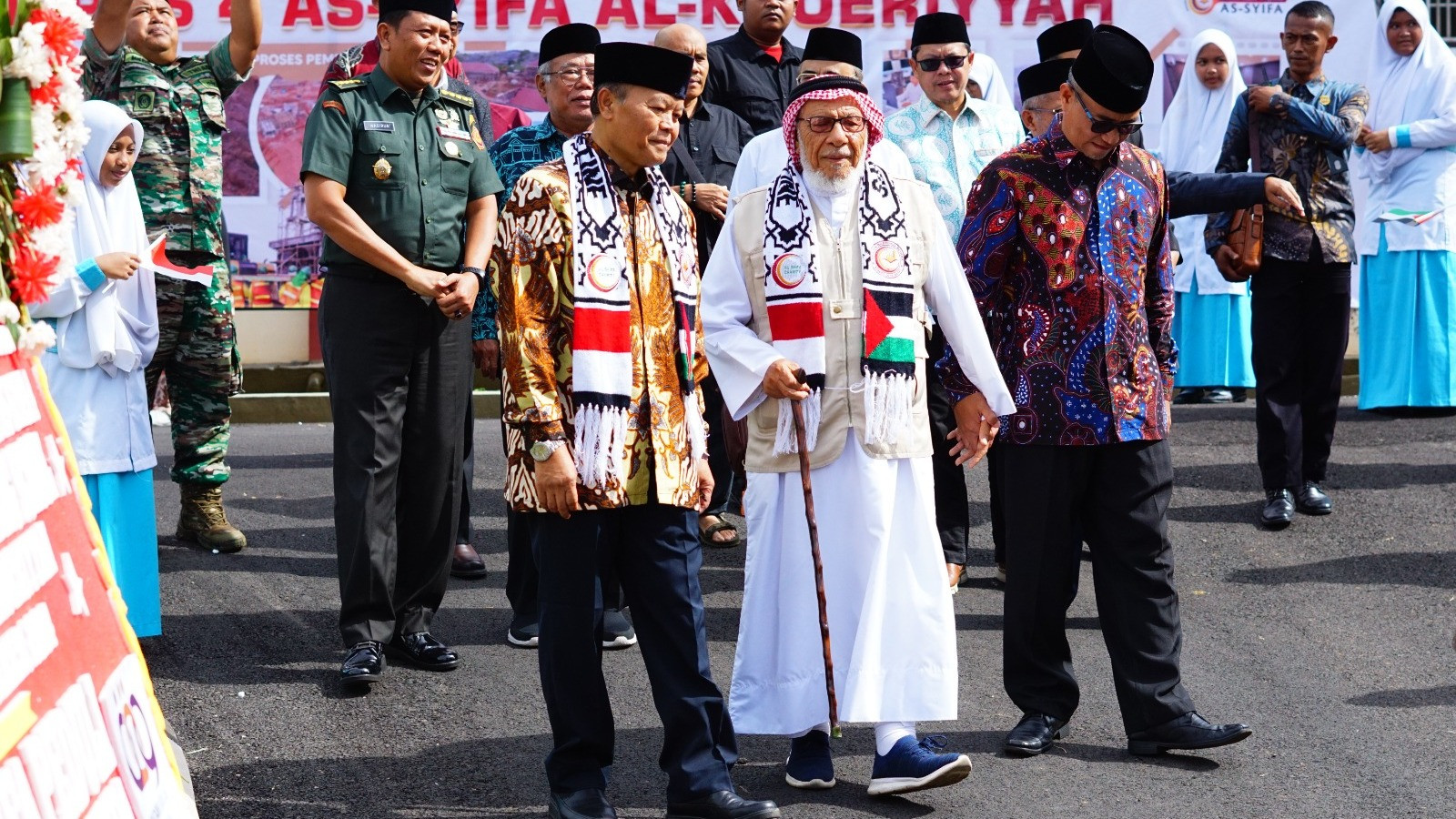 Yayasan As-Syifa Al-Khoeriyyah hari ini meresmikan Kampus 4 As-Syifa yang berlokasi di Desa Kumpay, Kecamatan Jalancagak, Kabupaten Subang.