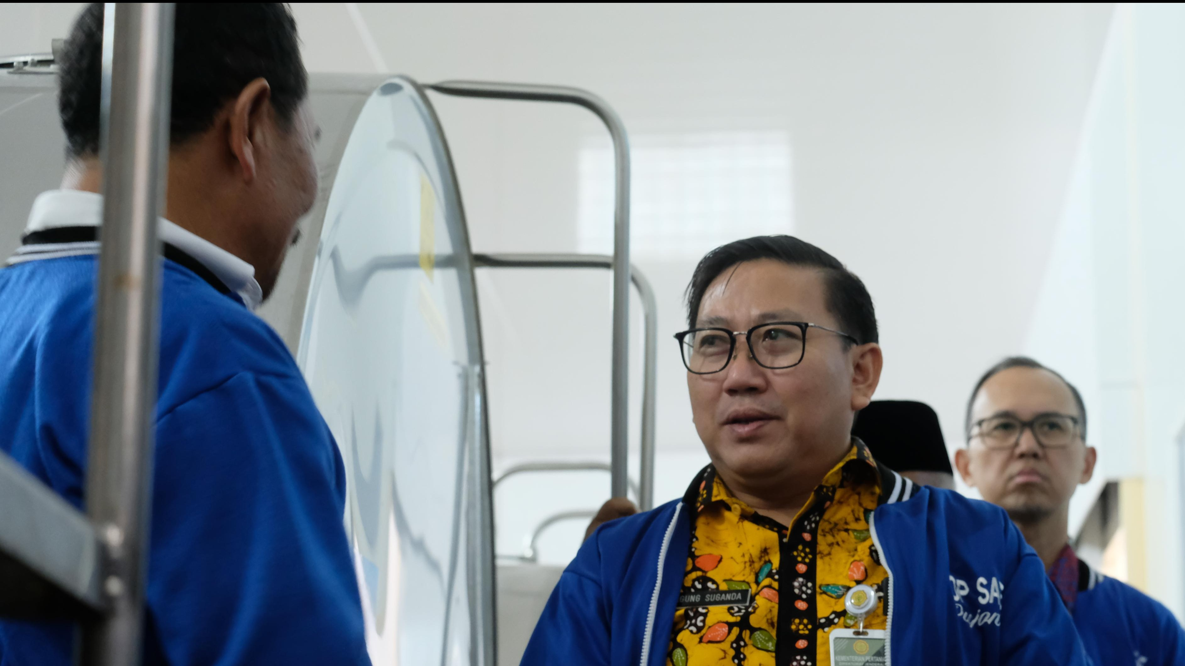 Direktur Jenderal Peternakan dan Kesehatan Hewan (Ditjen PKH), Agung Suganda, menyampaikan bahwa sektor ini harus segera bangkit untuk memenuhi kebutuhan susu nasional yang terus meningkat.