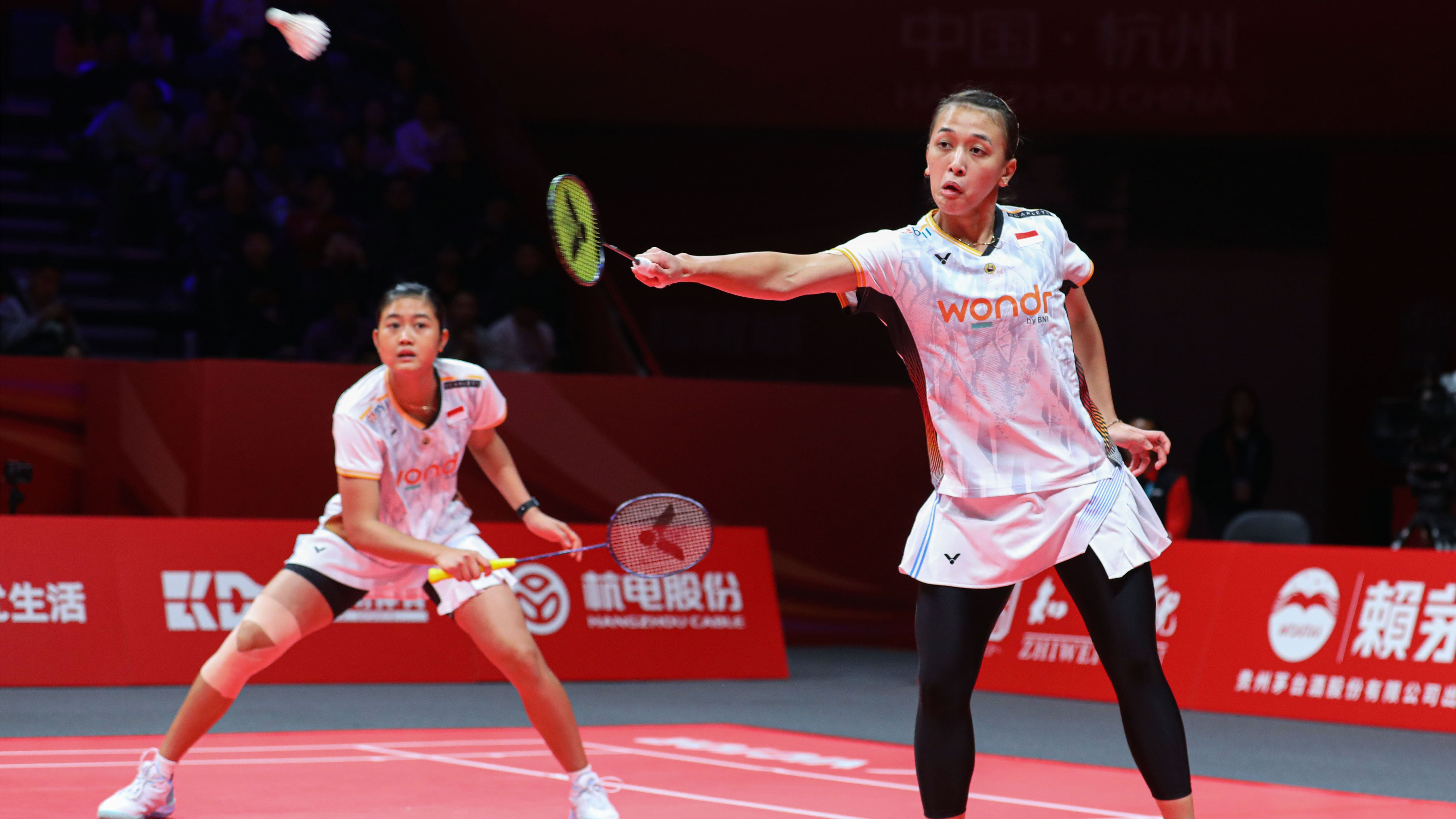 Febriana Dwipuji Kusuma/Amallia Cahaya Pratiwi saat debut di BWF World Tour Finals 2024.