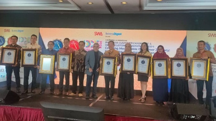 Dompet Dhuafa dan beberapa jenama lainnya yang mendapatkan penghargaan pada ajang Customer Experience & Digital Customer Engagement 2024.