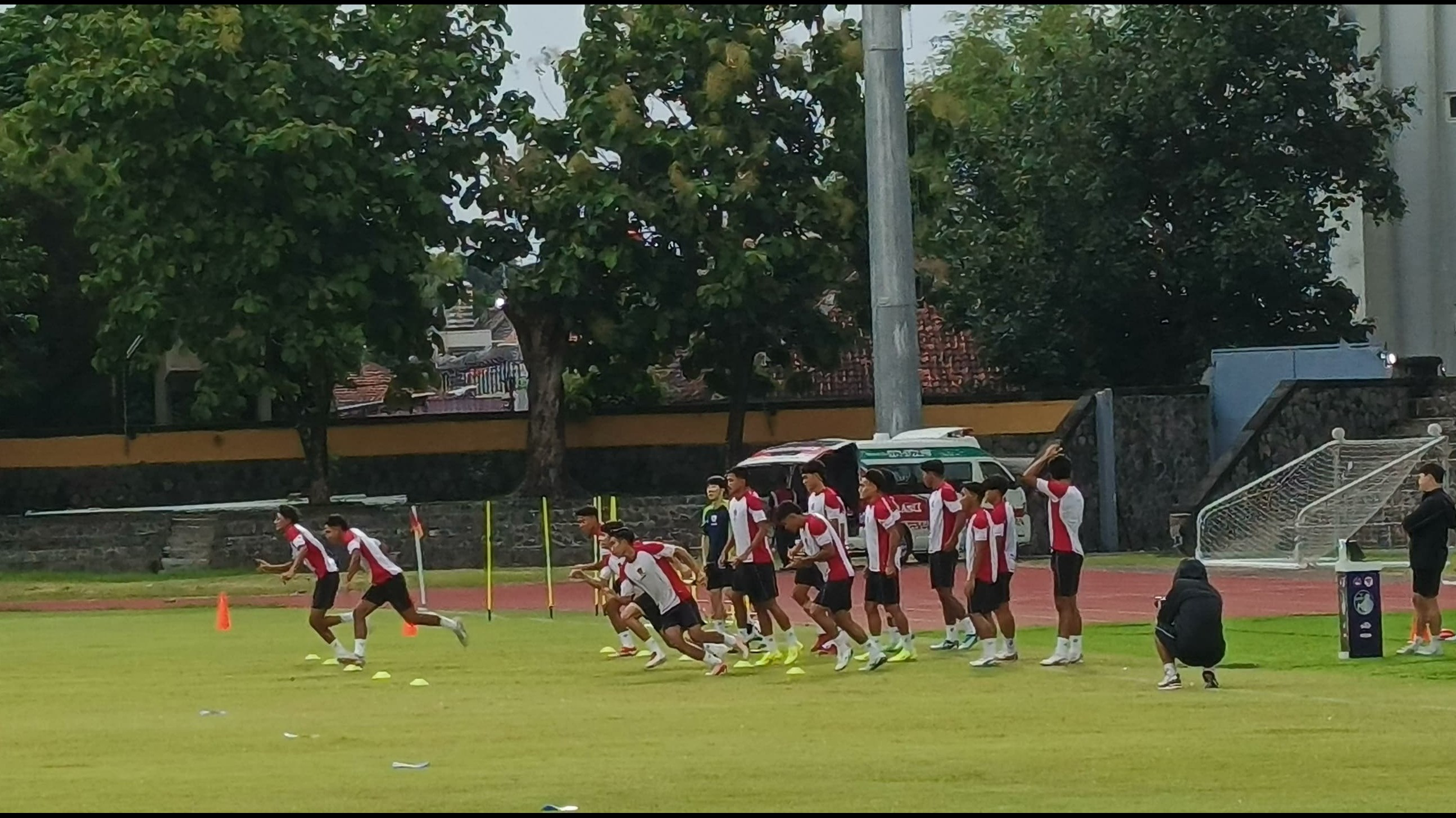 Sesi Latihan Timnas Indonesia Jelang Hadapi Filipina di Piala AFF 2024