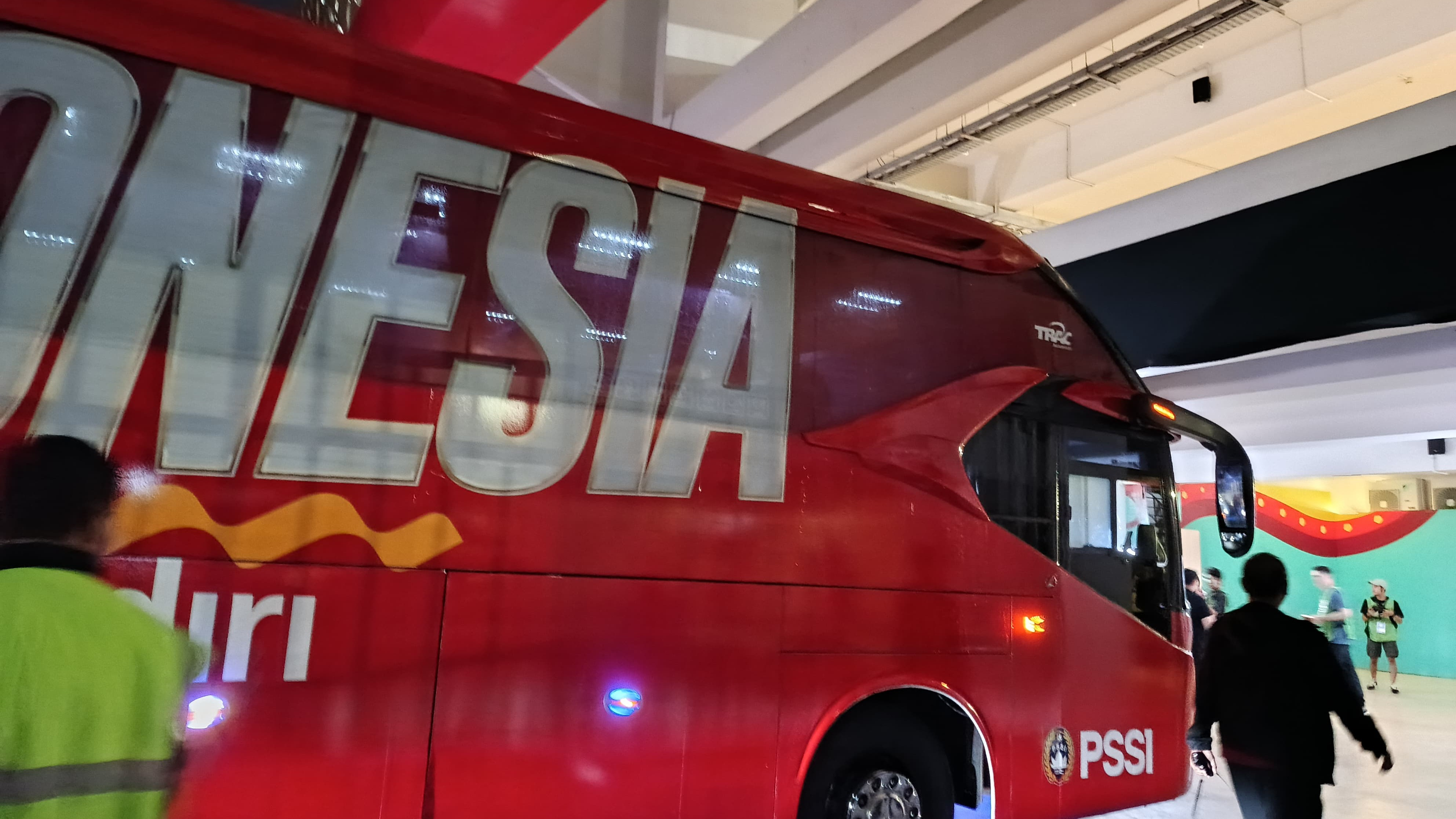 Timnas Indonesia Tiba di Stadion Manahan, Solo