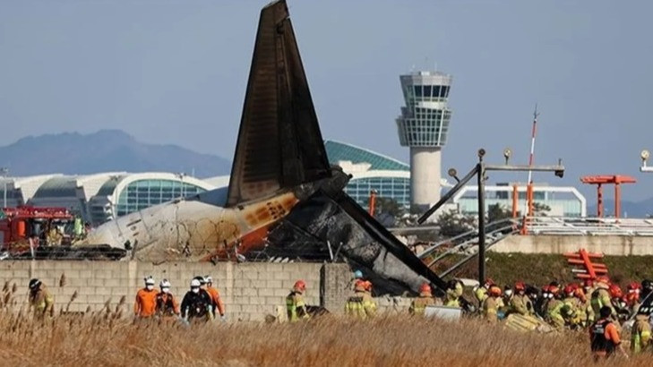 Pesawat Jeju Air kecelakaan di Muan