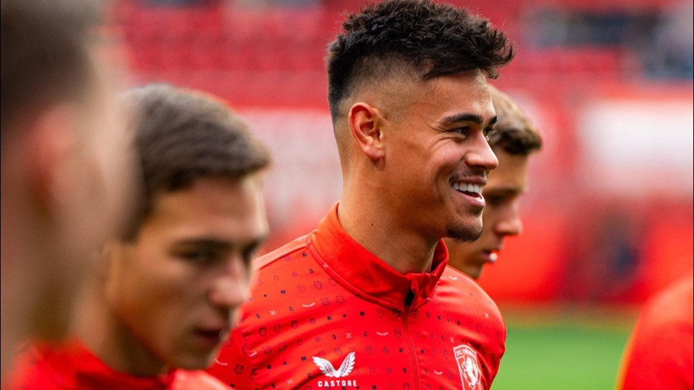 Pemain Timnas Indonesia Mees Hilgers berpotensi dijual FC Twente