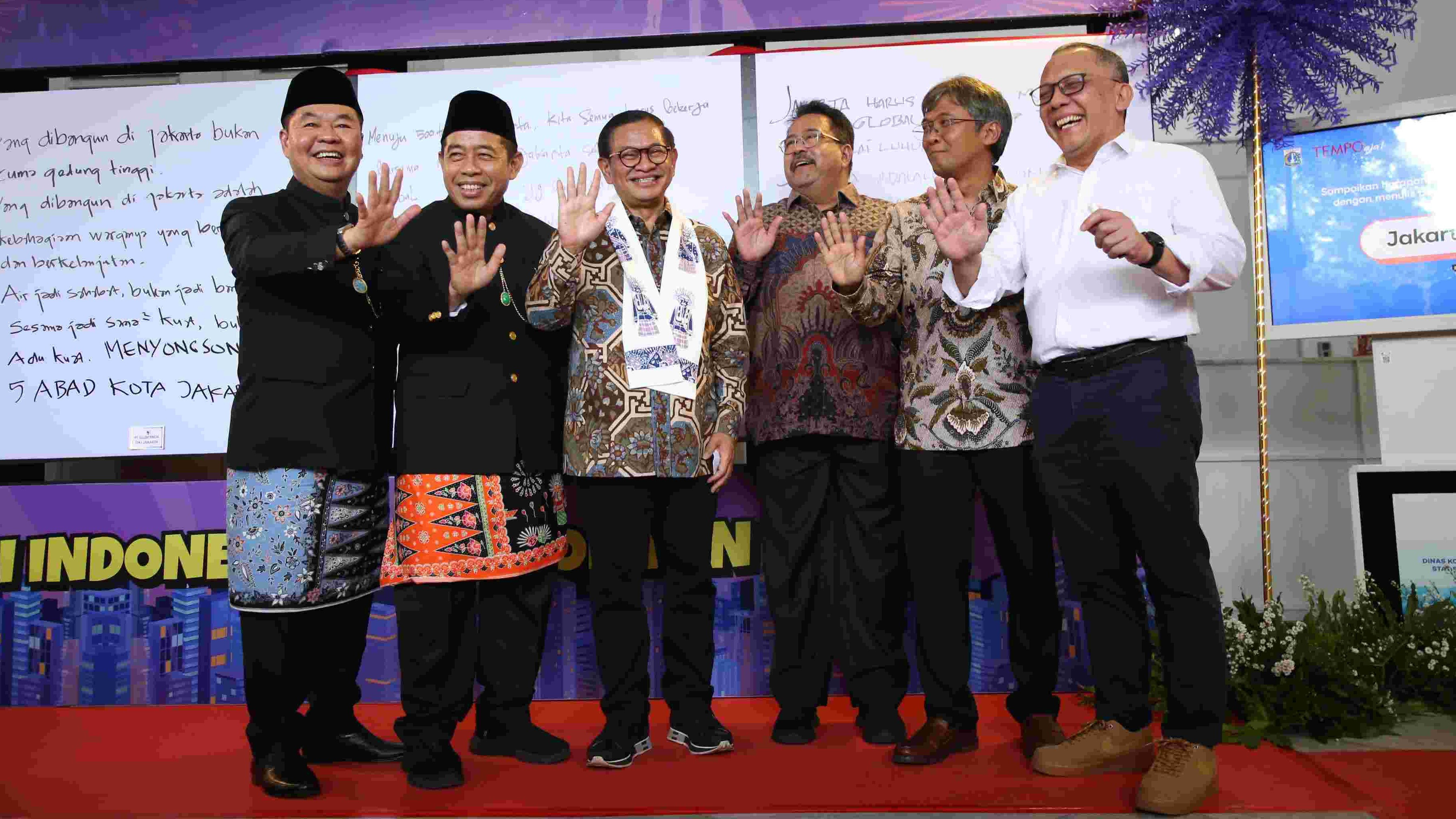 Dalam rangka menyongsong lima abad Kota Jakarta pada 2027, Pemprov DKI Jakarta mengadakan Bentang Harapan Jakarta (JakASA), di Pendopo Balai Kota Jakarta, Jakarta Pusat, pada Selasa (31/12).