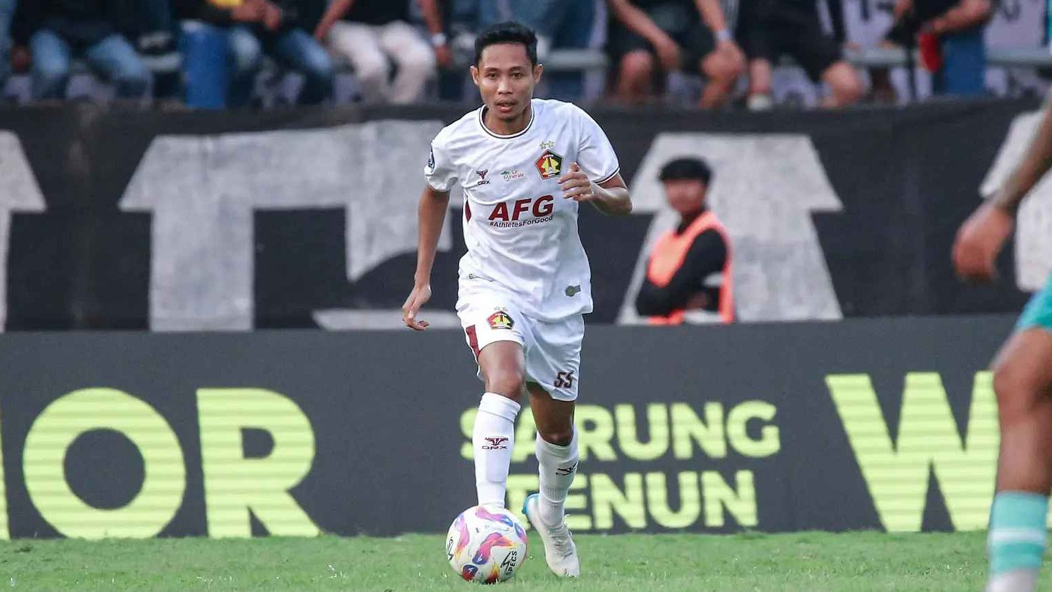Evan Dimas