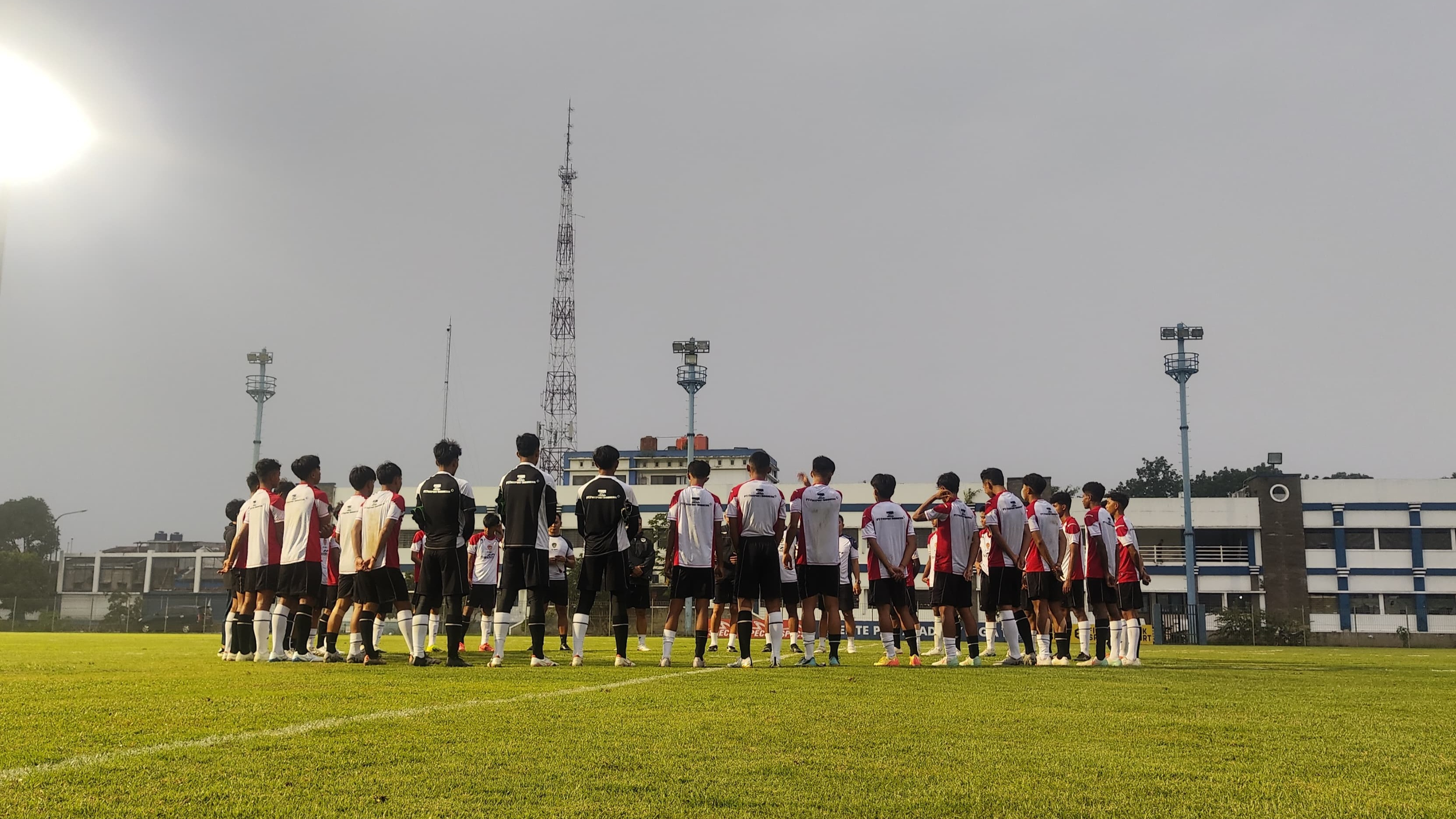 Nova Arianto Sebut Timnas Indonesia U-17 Belum Fiksasi, Akan Gunakan Laga Uji Coba untuk Saring Pmeain