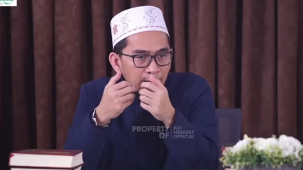 Ustaz Adi Hidayat (UAH)