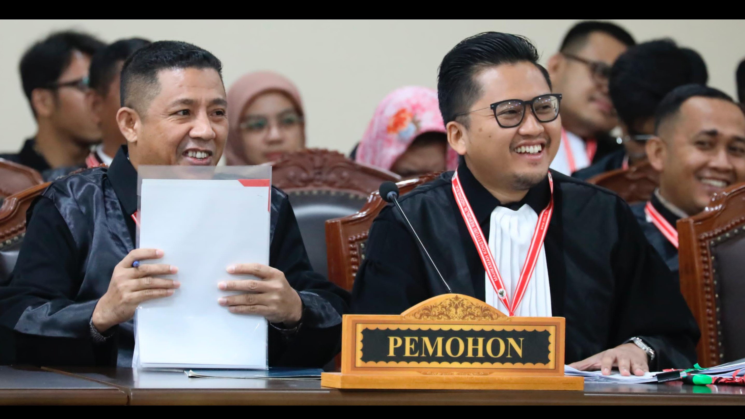 Tim kuasa hukum Pasangan Calon Bupati dan Wakil Bupati Kabupaten Kaimana Nomor Urut 2, Freddy Thie dan Sobar Somat Puarada