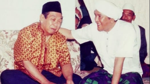 Momen kebersamaan Abah Guru Sekumpul dan Gus Dur