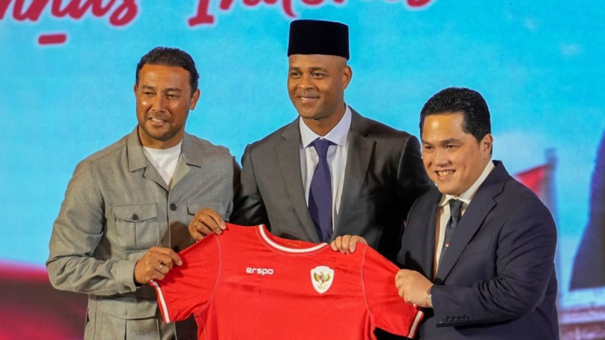 Erick Thohir menunjuk para pelatih Belanda di tim kepelatihan Timnas Indonesia yakni Patrick Kluivert, Denny Laandzat dan Alex Pastoor