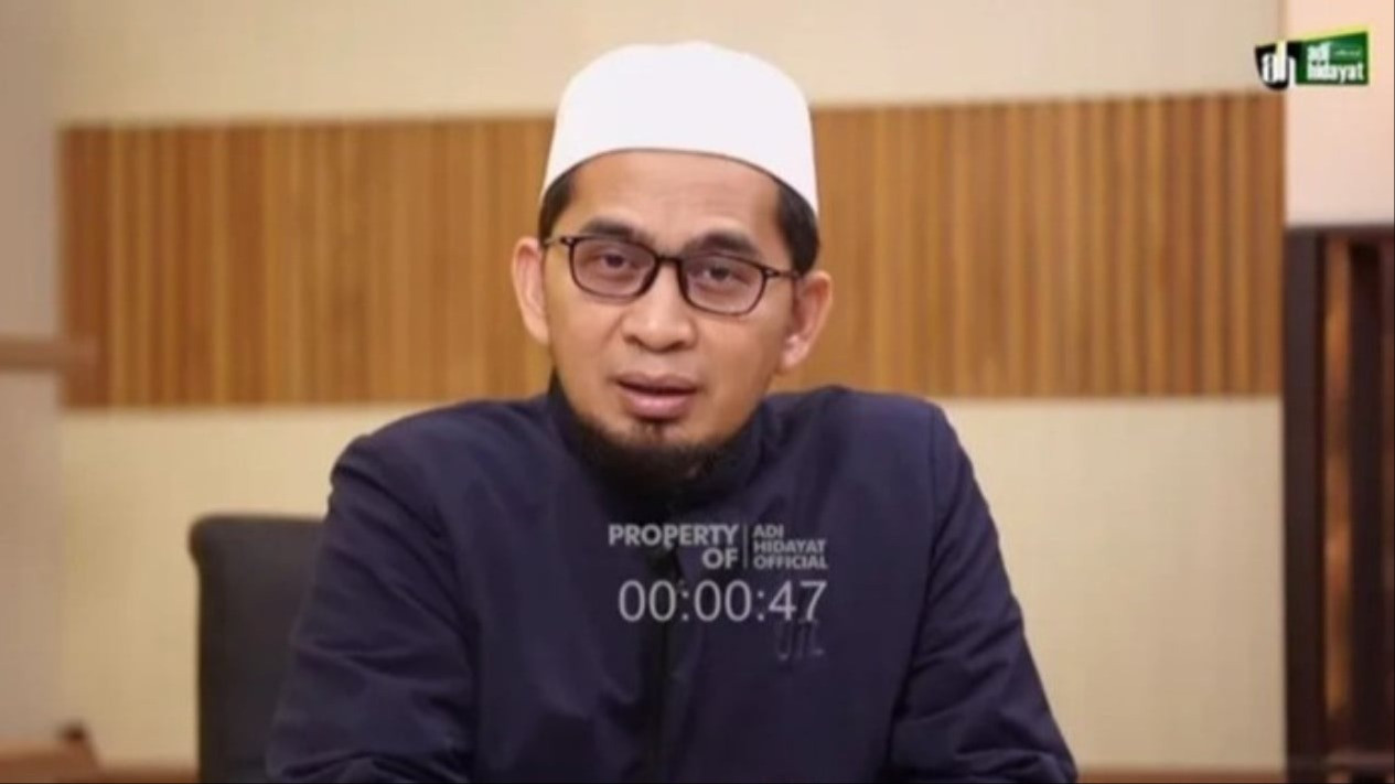 Walaupun Bisa Kapanpun tapi Tolong Utamakan Dzikir pada Waktu Ini, Jangan Kaget kalau Doa Antum Secepat Kilat Dikabulkan Kata Ustaz Adi Hidayat