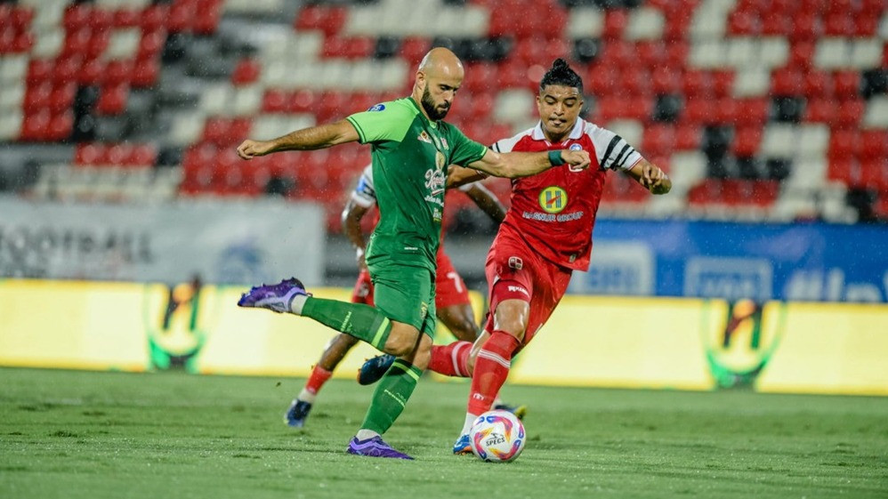 Hasil Liga 1 2024-2025: Usai Taklukkan Persebaya, Barito Putera Gagal Lanjutkan Tren Positif saat Hadapi Persik
            - galeri foto