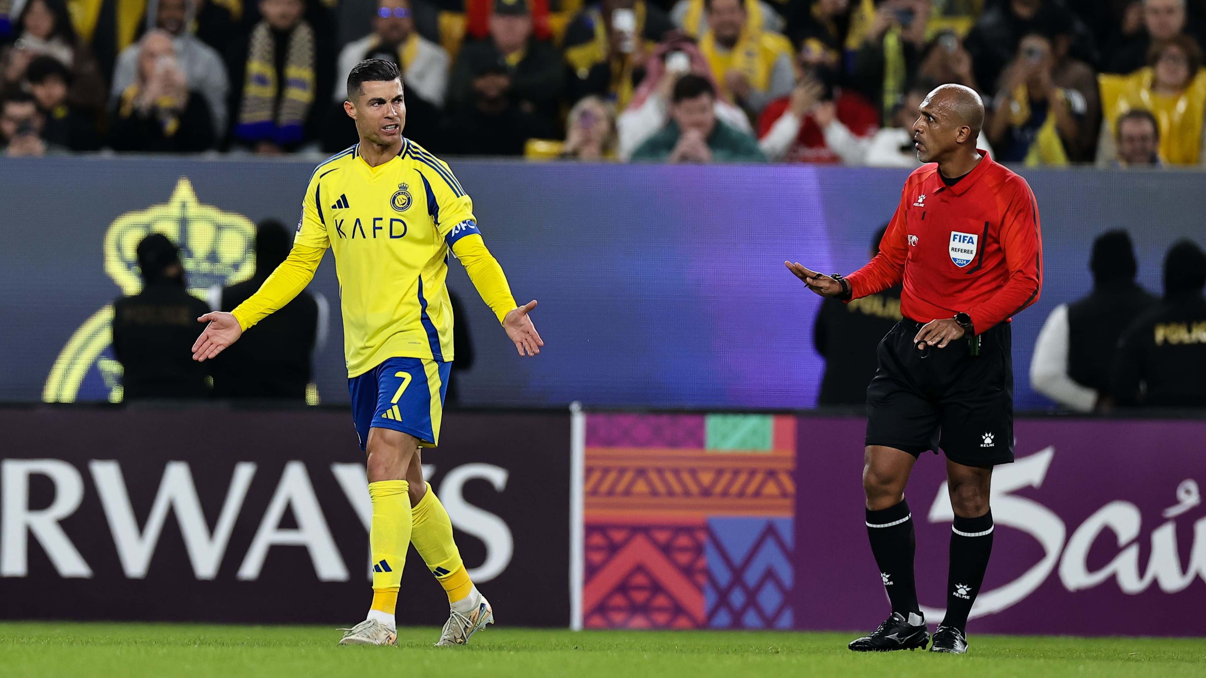 Momen Cristiano Ronaldo Mengamuk ke Ahmed Al Kaf