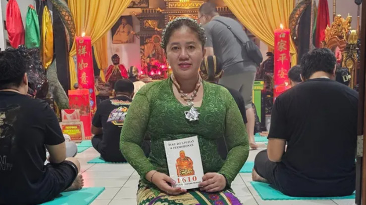Rara Pawang Hujan