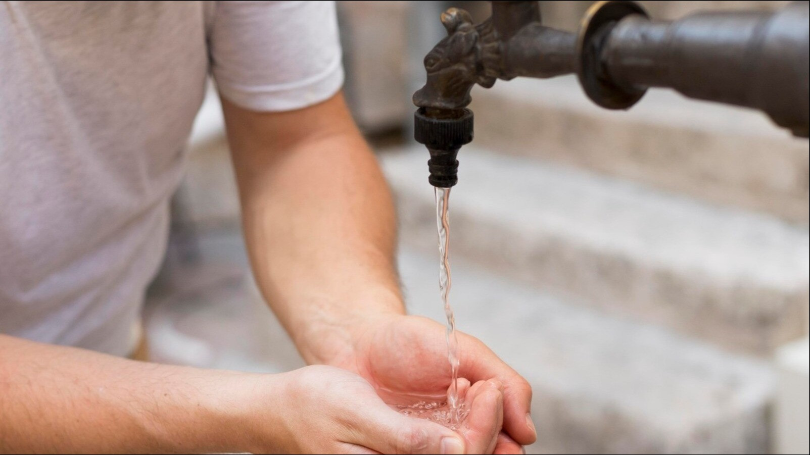 Jangan Keliru Lagi, Wudhu Haruskah Kumur ketika Puasa di Ramadhan? Ustaz Adi Hidayat Jelaskan secara Gamblang
            - galeri foto