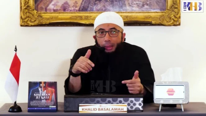 Potret Ustaz Khalid Basalamah