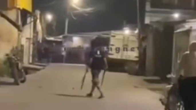 Mengerikan, Pria di Jakarta Barat Bantai Korbannya dengan Golok di Tengah Kerumunan Warga