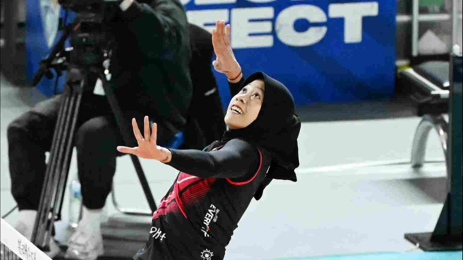 Megawati Hangestri Mengubah Apa yang Sudah 20 Tahun Tak Bisa Dilakukan V-League, Sampai Jurnalis Olahraga Terheran-heran..
            - galeri foto