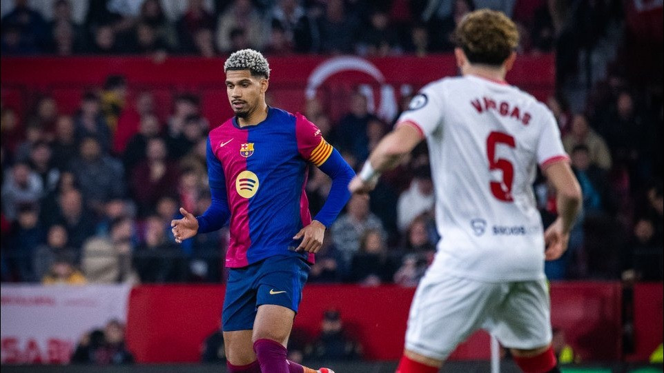 Kapten Barcelona Salahkan Wasit usai Kalah dari Inter Milan di Semifinal Liga Champions
            - galeri foto