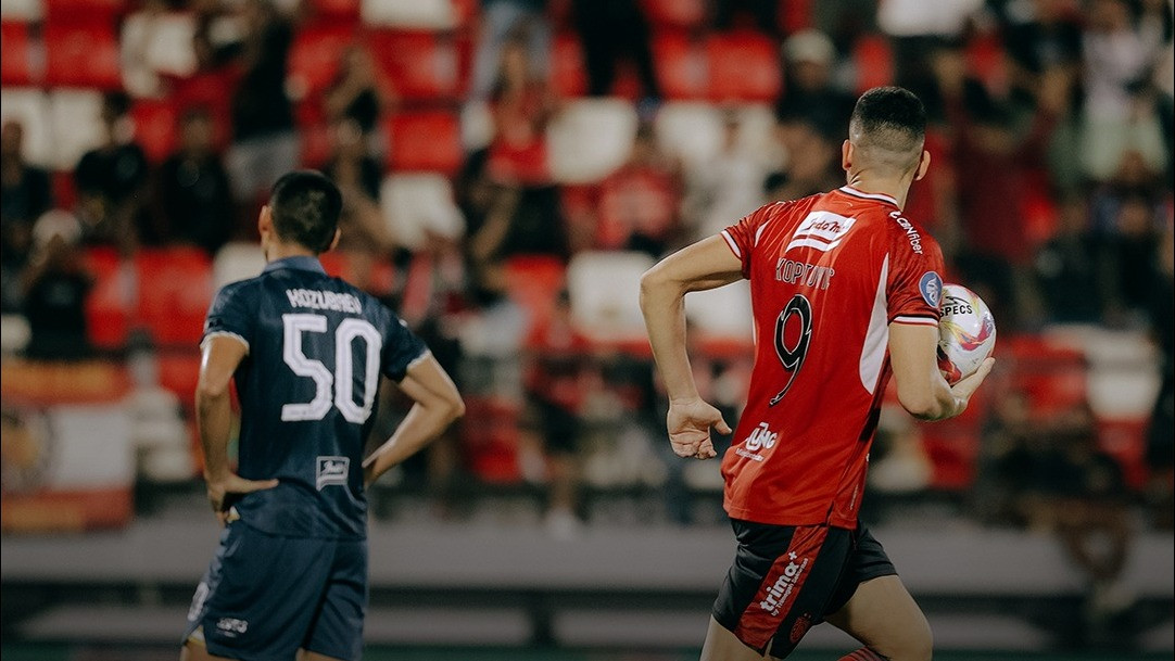 Bali United bermain imbang 1-1 melawan Persita Tangerang
