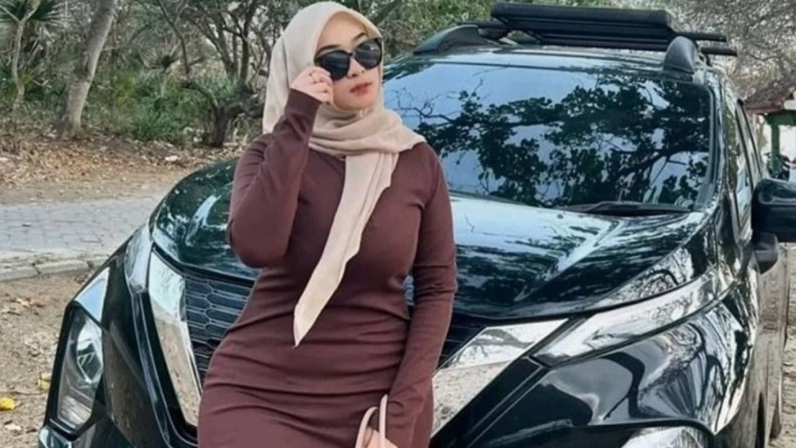 Bu Salsa, guru di Jember yang video syurnya viral.