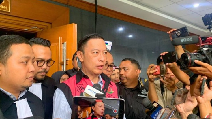 Menteri Perdagangan periode 2015—2016 Thomas Trikasih Lembong atau Tom Lembong saat ditemui usai sidang di Pengadilan Tindak Pidana Korupsi Jakarta, Selasa (11/3/2025).