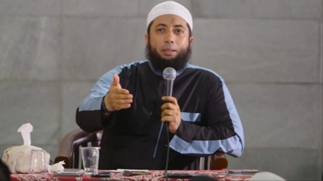 Berdoa Setelah Shalat Itu Apakah Wajib? Ustaz Khalid Basalamah Menjawab Belum Ada ....