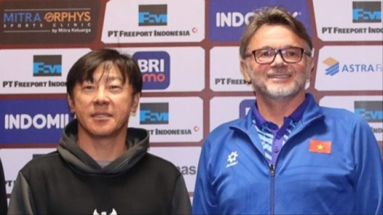 Efek  Power  Tim Indonesia buat Pelatih Asal Perancis Ini Dipecat, Philippe Troussier Putuskan Mualaf karena ....