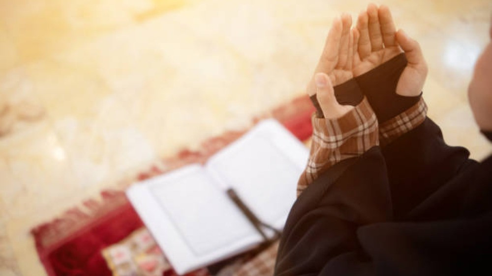 Ilustrasi niat shalat Fardhu