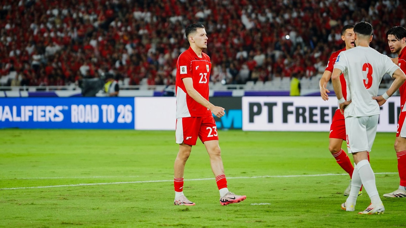 Justin Hubner di Laga Timnas Indonesia Vs Bahrain