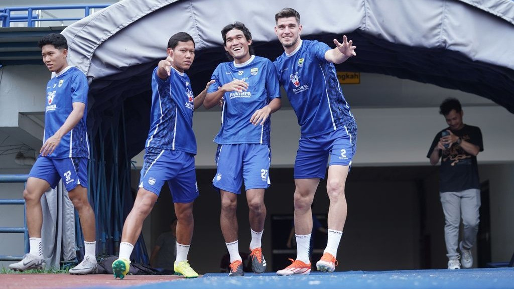 Zalnando Tatap 7 Laga Terakhir Kompetisi Liga 1 Sebagai Final Bagi Persib