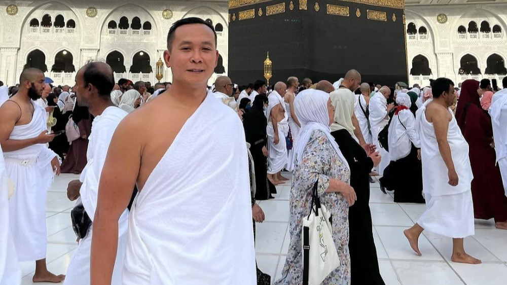 Asisten pelatih fisiknya Patrick Kluivert, Sofie Imam Faizal ibadah umrah sebelum bantu Timnas Indonesia U-17