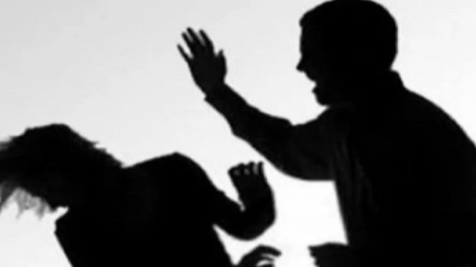 Ternyata Penyebab 99,9 Persen Rumah Tangga Hancur Lebur Gegara Hal ini, Ustaz Khalid Basalamah Peringatkan Suami Istri...
            - galeri foto