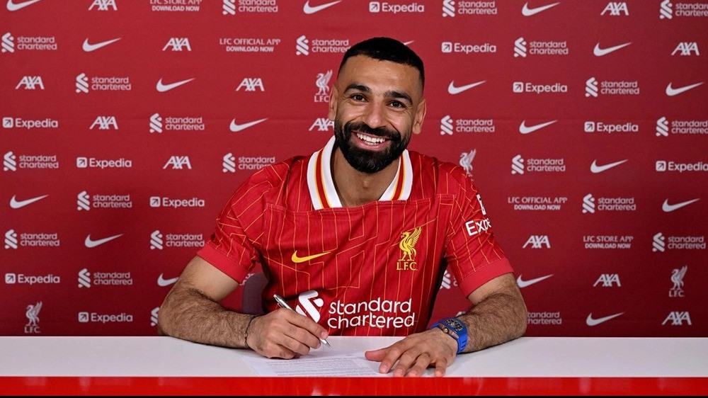 Mohamed Salah resmi perbarui kontrak dengan Liverpool
