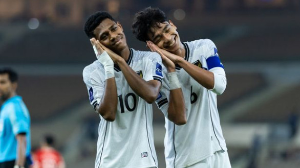 Pemain Timnas Indonesia U-17, Fadly Alberto (kiri)