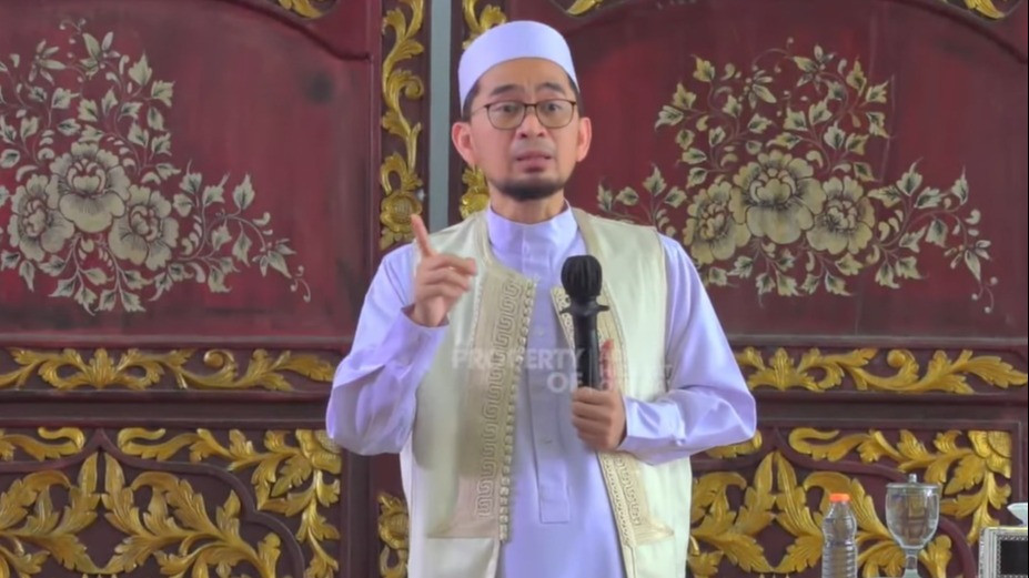 Ustaz Adi Hidayat (UAH)
