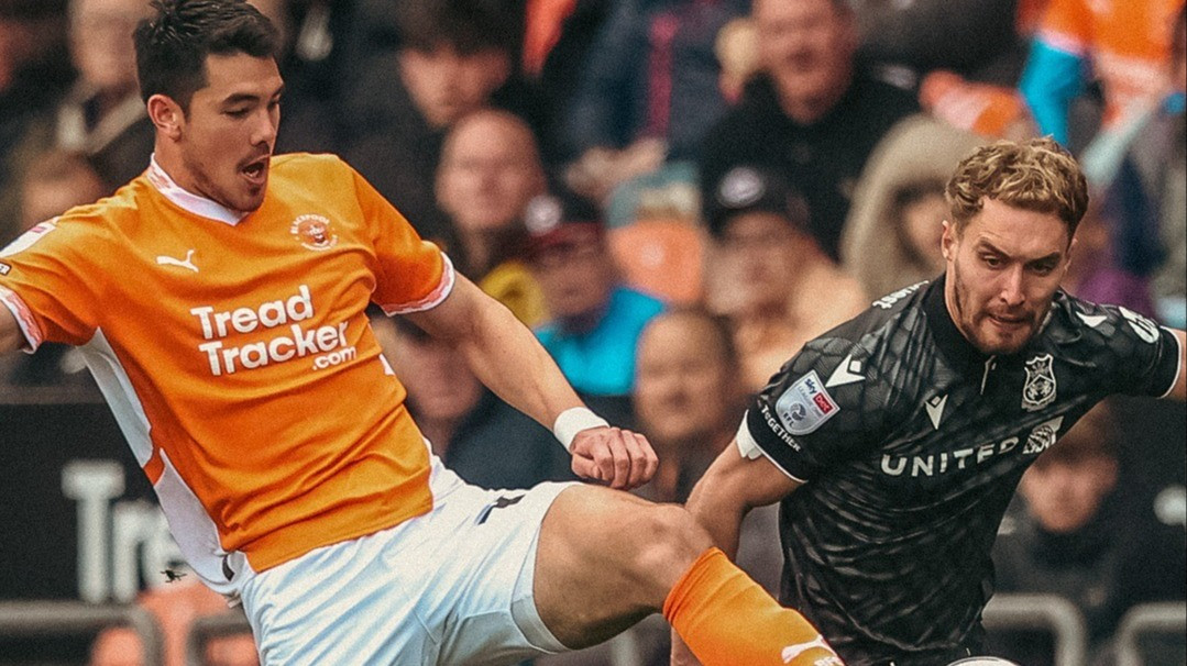 Elkan Baggott - Blackpool