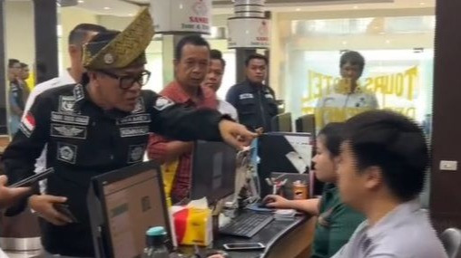 Lagi, Wamenaker Marah-marah saat Sidak ke Perusahaan yang Diduga Tahan Ijazah 12 Pekerja di Riau: Jangan Kurang Ajar Begitu Ya!
