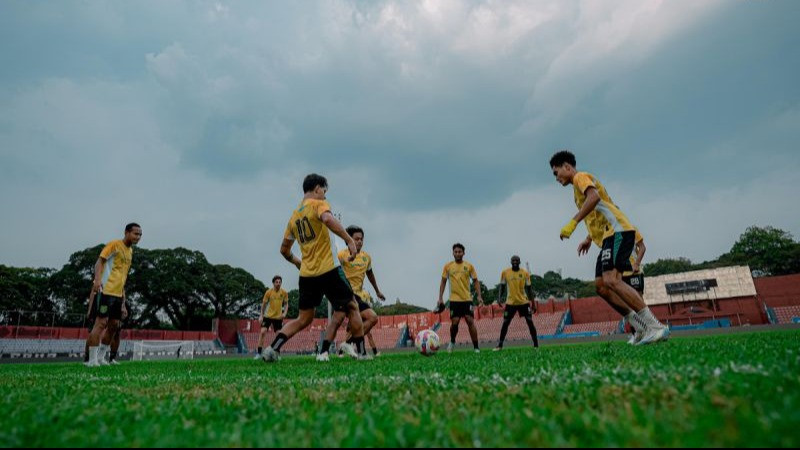 Jadwal Liga 1 Hari Ini Senin 5 Mei 2025: Persib Rayakan Gelar Juara jika Persebaya Raih Hasil Ini Kontra Persik, Persis Tantang Arema FC
            - galeri foto