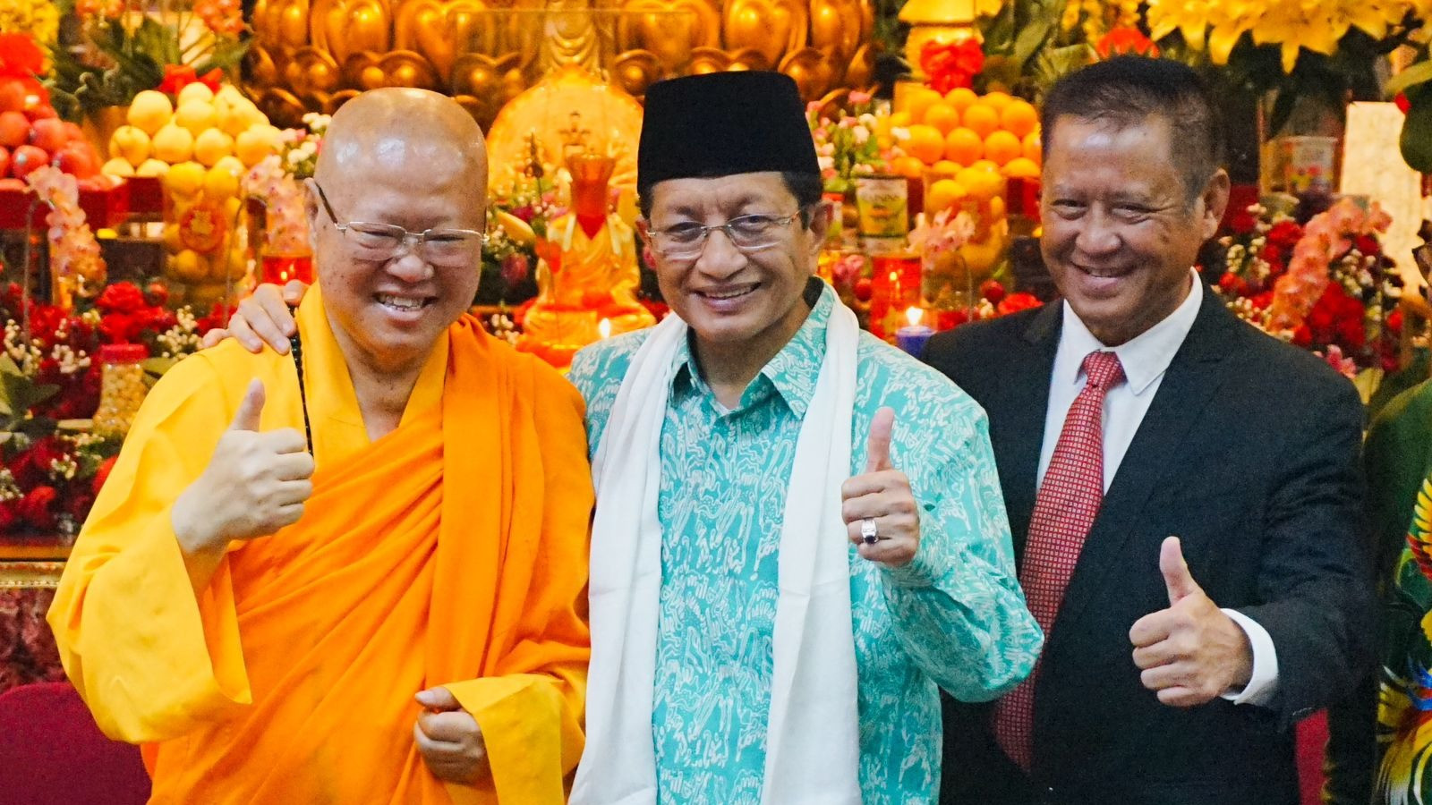 Menteri Agama Nasaruddin Umar menghadiri perayaan Trisuci Waisak 2569 TB/2025 di Wihara Ekayana Arama, Indonesia Buddhist Center, Jakarta, Senin, (12/05/2025)