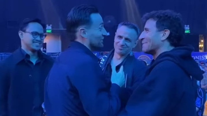 Masih Ingat Luis Milla? Eks Pelatih Timnas Indonesia dan Persib Bandung, Kini Datang ke Tanah Air Bertemu dengan Mantan Pemain Persija untuk...
            - galeri foto