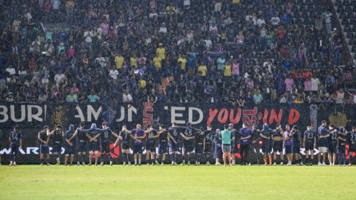 Para Fans Buriram United di Liga Thailand