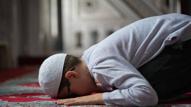 Nikmatnya Shalat Dhuha Bukan Hanya Bikin Rezeki Mengalir Deras, Juga Bermanfaat pada Anak