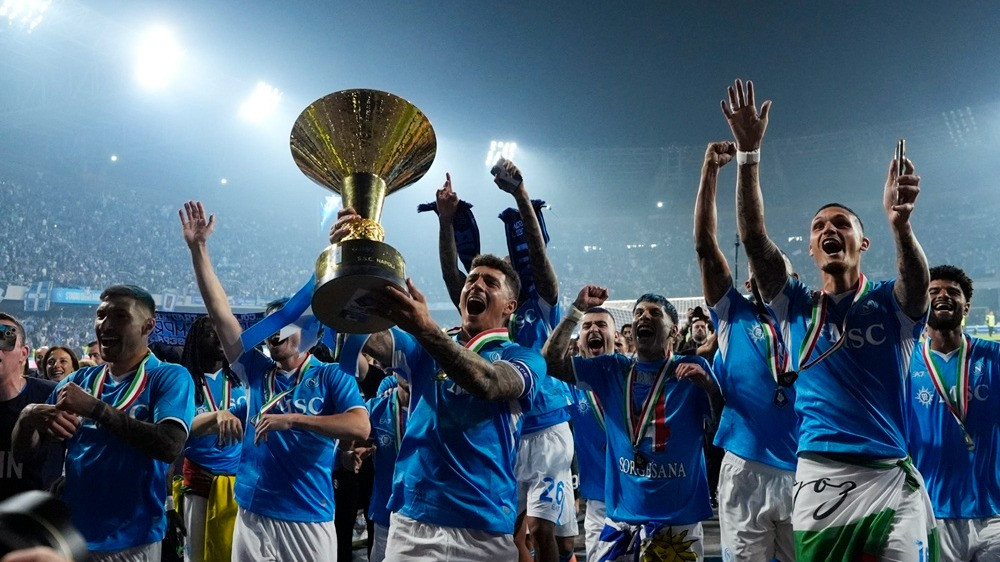 Napoli resmi raih Scudetto