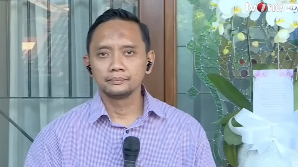 Meta Bagus, Kakak Ipar Diplomat Muda Kemlu RI Arya Daru Pangayunan
