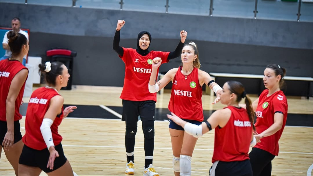 Megawati Hangestri ‌in Manisa BBSK training session